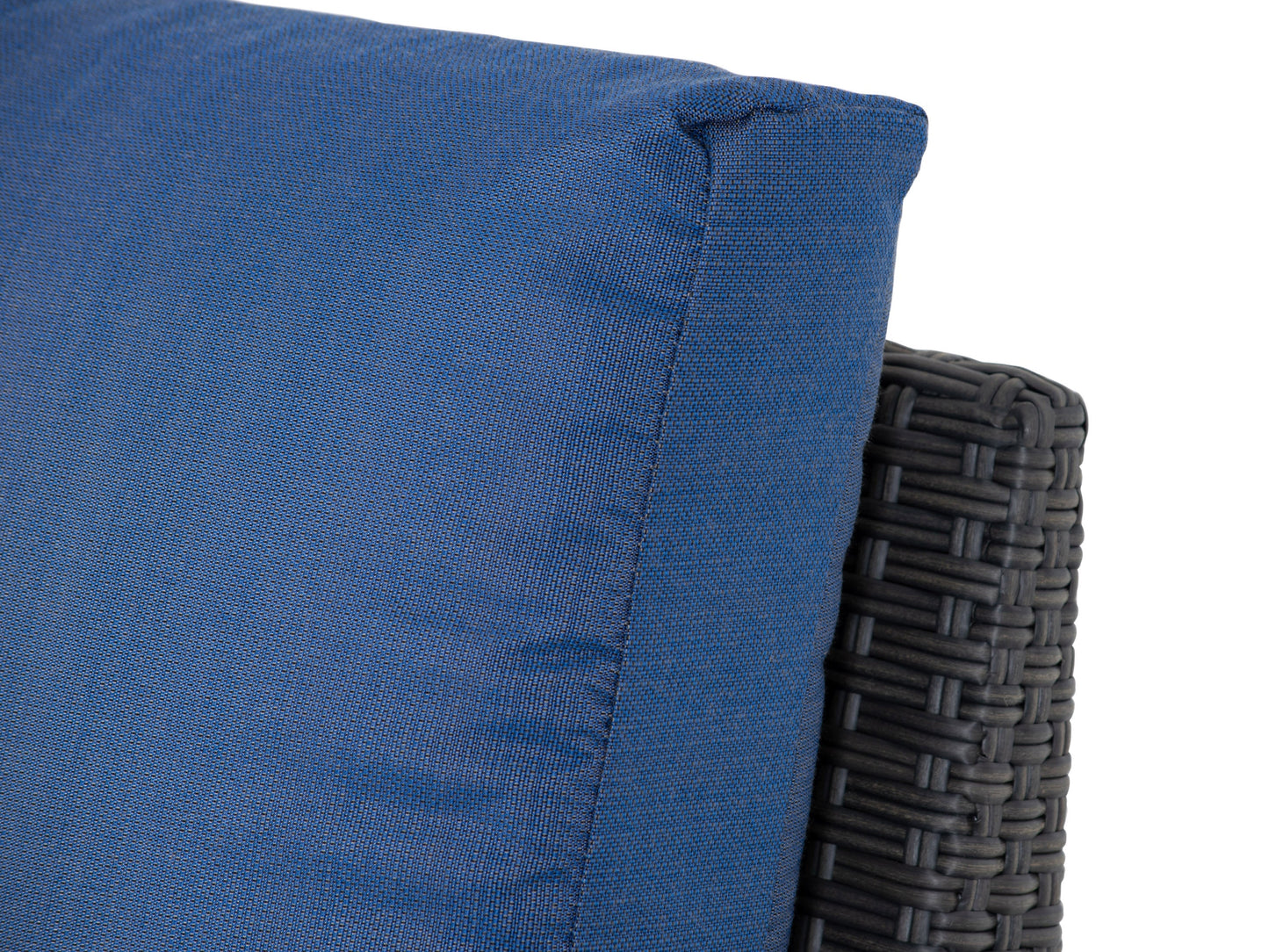 #color_brisbane-charcoal-with-blue-cushions