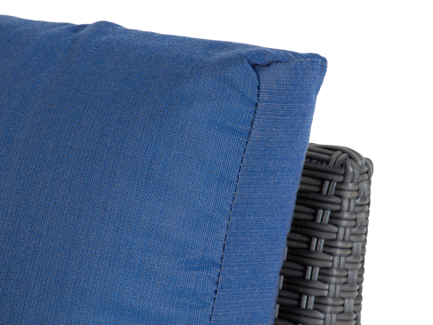 #color_brisbane-charcoal-with-blue-cushions